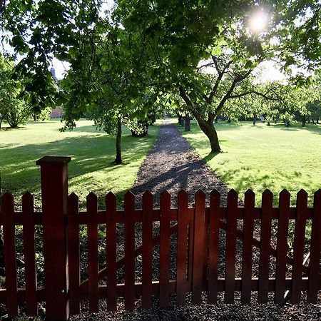 27Ans Nattlogi Bed and Breakfast Vadstena Buitenkant foto